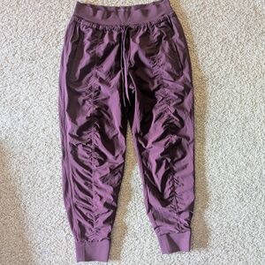 Athleta Attitude Lined Ruched Jogger Pants - Size 4/P